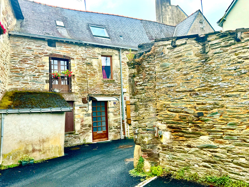 Maison à Malestroit, Morbihan - photo 1