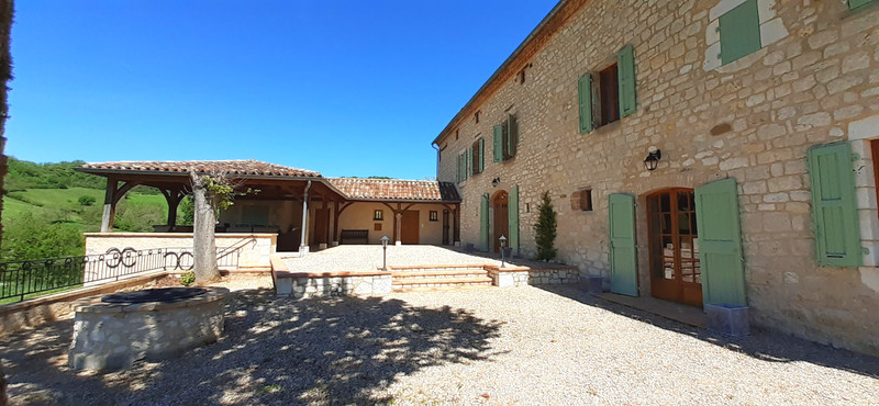 French property for sale in Cordes-sur-Ciel, Tarn - €675,000 - photo 3