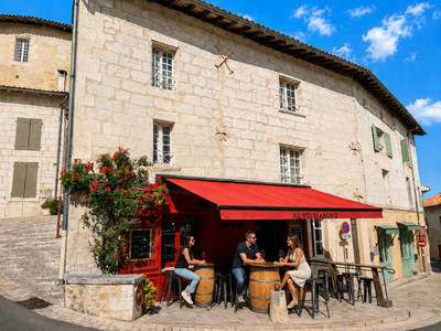 building for sale in Charente