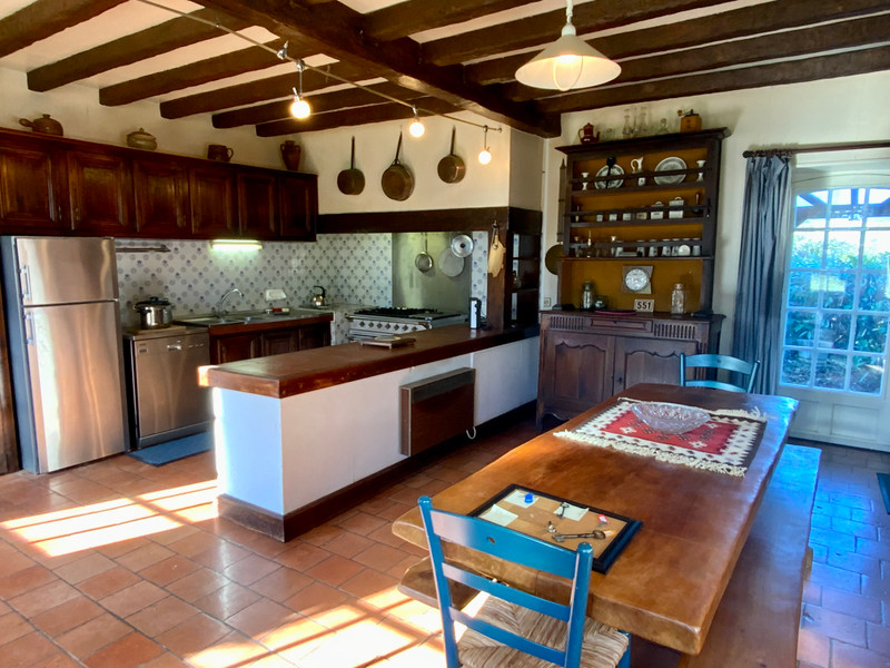 French property for sale in Coly-Saint-Amand, Dordogne - €379,800 - photo 1