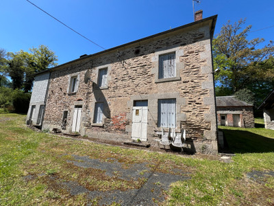 French property for sale in Genouillac, Creuse - €267,500 - photo 2