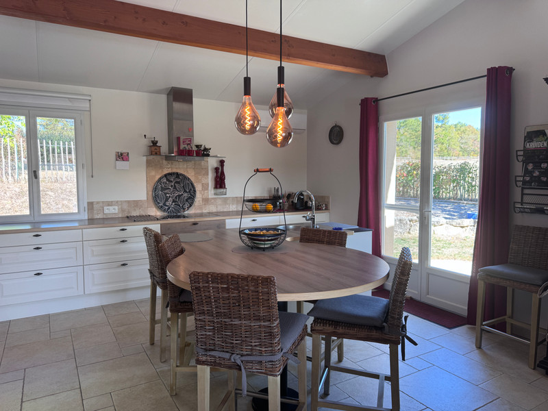 French property for sale in Brossac, Charente - €299,600 - photo 2