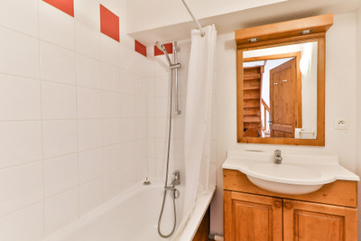 French property for sale in Samoëns, Haute-Savoie - €255,000 - photo 7