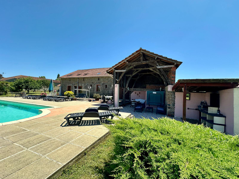 Maison à vendre à Larreule, Hautes-Pyrénées - 455.995 € - photo 1