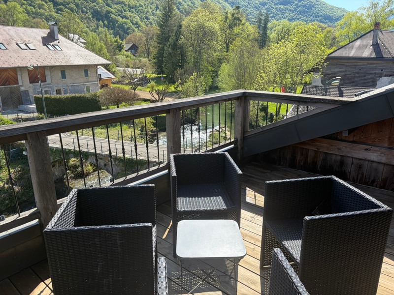 French property for sale in Doussard, Haute-Savoie - €330,000 - photo 8