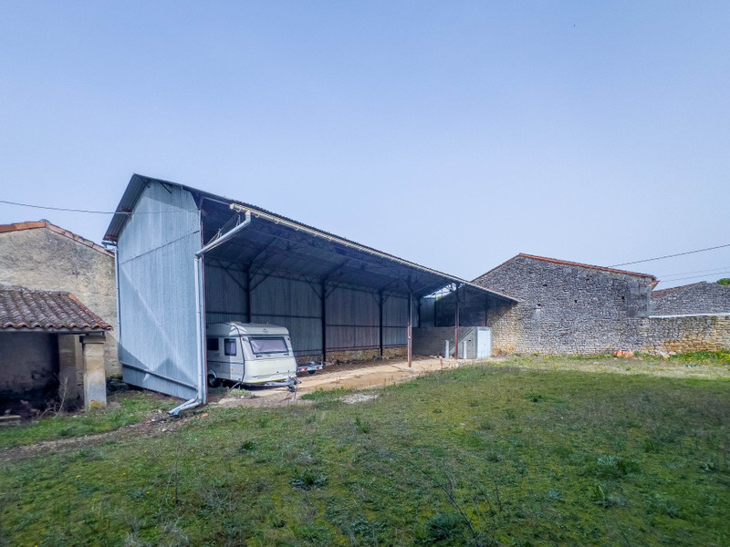French property for sale in Champmillon, Charente - €149,000 - photo 9