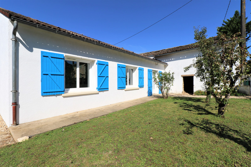 French property for sale in Sauzé-Vaussais, Deux-Sèvres - photo 2