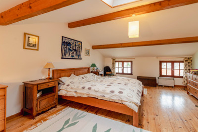French property for sale in Saint-Mandé-sur-Brédoire, Charente-Maritime - €189,000 - photo 4