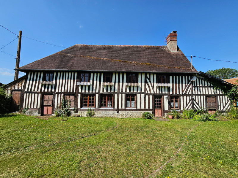 Maison à vendre à Saint-Pierre-en-Auge, Calvados - 172.800 € - photo 1