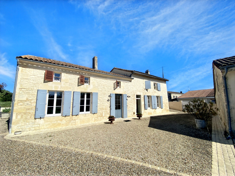 French property for sale in Saint-Germain-de-Lusignan, Charente-Maritime - €872,000 - photo 1
