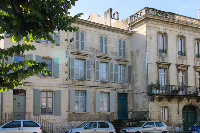Maison à vendre en Poitou Charentes CharenteMaritime SaintJeand