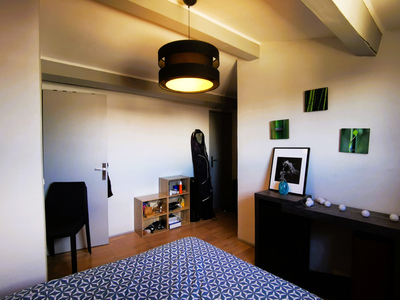 French property for sale in Avignon, Vaucluse - €148,500 - photo 11