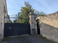 Propriété à vendre à Champniers, Charente - 443 000 € - photo n°7