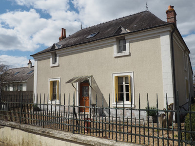 Maison à vendre à Parçay-les-Pins, Maine-et-Loire, Pays de la Loire, avec Leggett Immobilier
