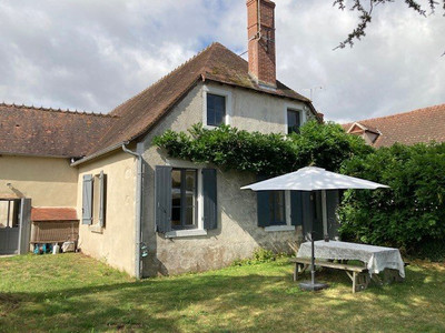 Maison à vendre à Le Brethon, Allier, Auvergne, avec Leggett Immobilier