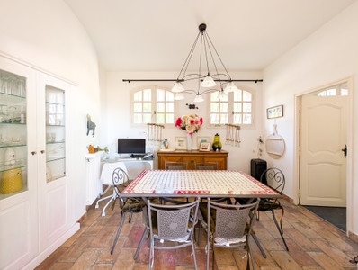 French property for sale in Carros, Alpes-Maritimes - €895,000 - photo 10