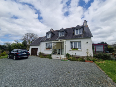 Maison à vendre à Loguivy-Plougras, Côtes-d'Armor, Bretagne, avec Leggett Immobilier
