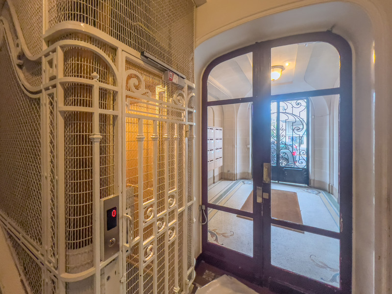 Propriété à vendre à Paris 16e Arrondissement, Paris - 1 240 000 €