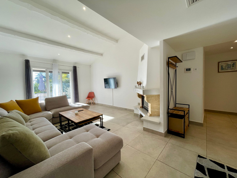 French property for sale in Les Arcs, Var - €550,000 - photo 6