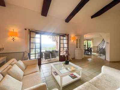 French property for sale in Montauroux, Var - €999,998 - photo 2
