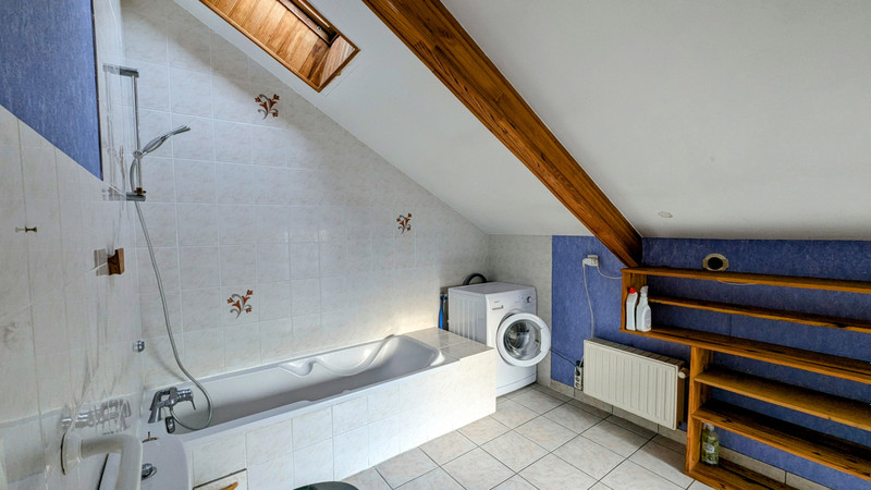 French property for sale in Ploërdut, Morbihan - €152,600 - photo 9