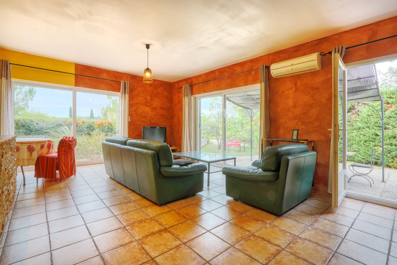 French property for sale in Saint-Saturnin-lès-Apt, Vaucluse - €766,000 - photo 5