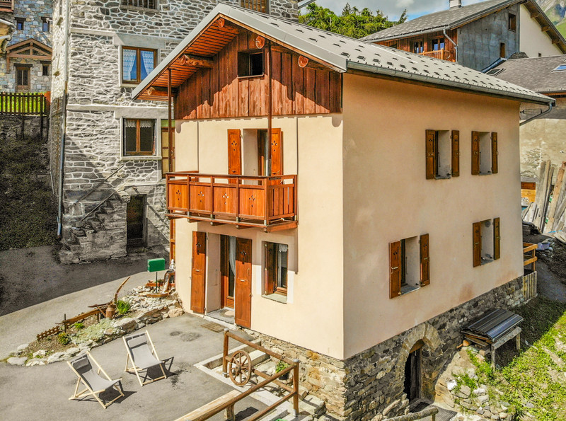 Ski property for sale in Saint Martin de Belleville - €685,000 - photo 0