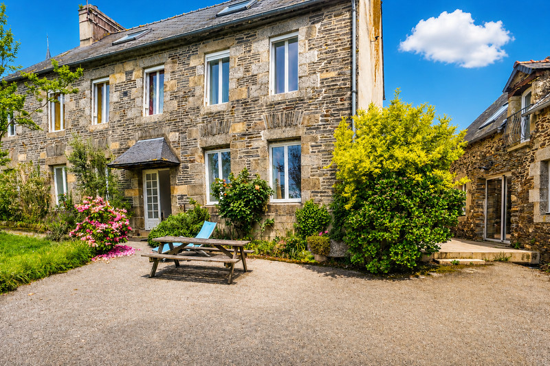 French property for sale in Allineuc, Côtes-d'Armor - €158,000 - photo 0