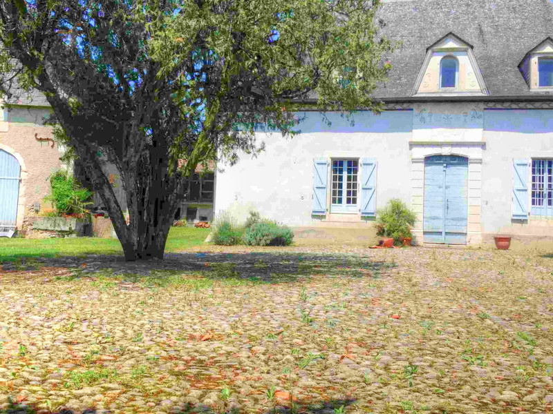French property for sale in Nay, Pyrénées-Atlantiques - €650,000 - photo 5