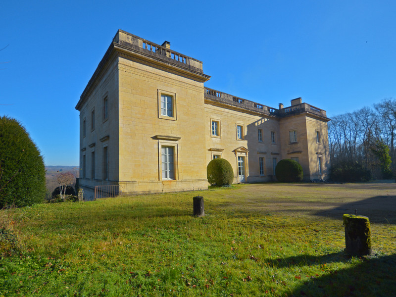 Appartement à vendre à La Bachellerie, Dordogne - 330.000 € - photo 1
