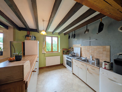 French property for sale in Saint-Marc-à-Loubaud, Creuse - €149,330 - photo 3