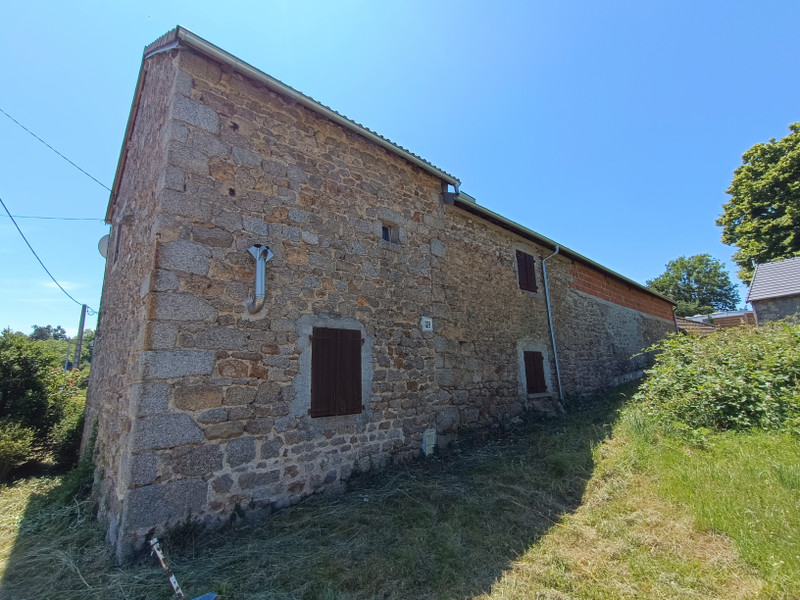 French property for sale in Auzances, Creuse - €82,500 - photo 4