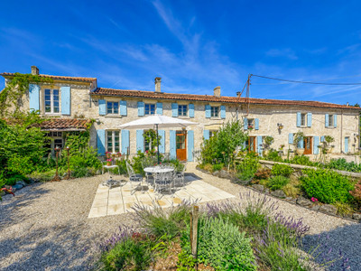 Maison à vendre à Sonnac, Charente-Maritime, Poitou-Charentes, avec Leggett Immobilier