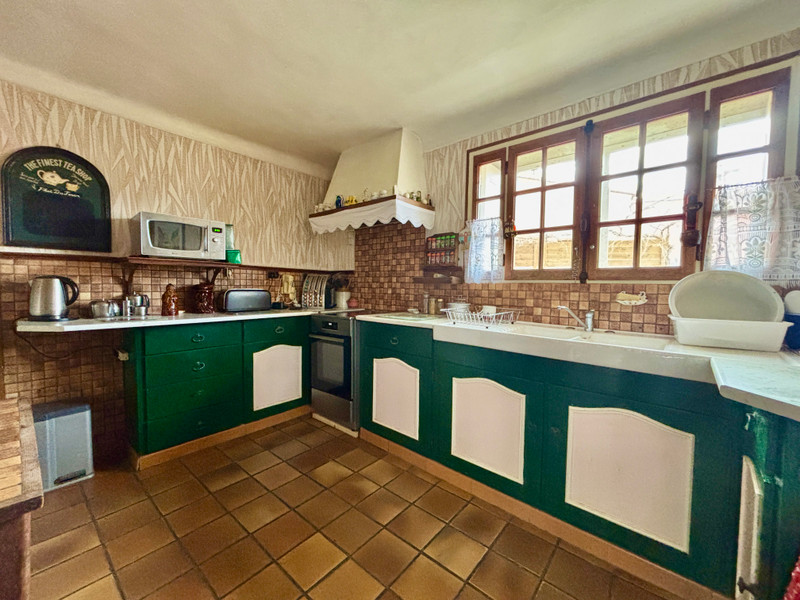 French property for sale in Vinça, Pyrénées-Orientales - €294,000 - photo 8