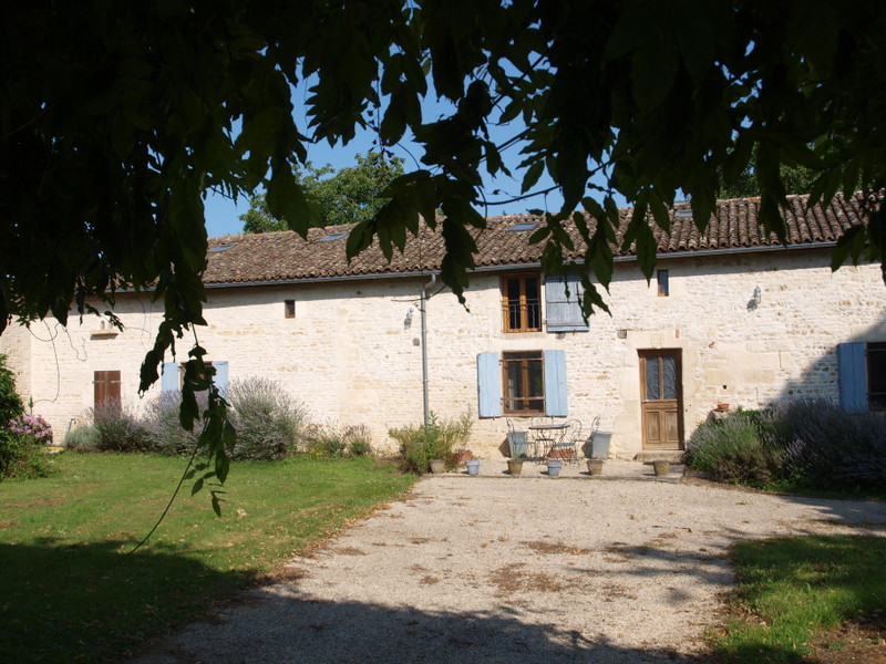 Propriété à vendre à Oradour-sur-Vayres, Haute-Vienne - 130 000 €