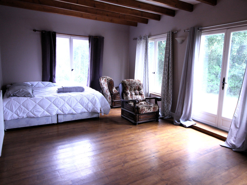 French property for sale in Lanvénégen, Morbihan - €224,700 - photo 7