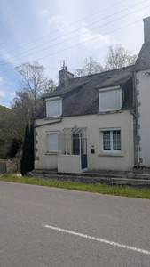Maison à vendre à Berrien, Finistère, Bretagne, avec Leggett Immobilier