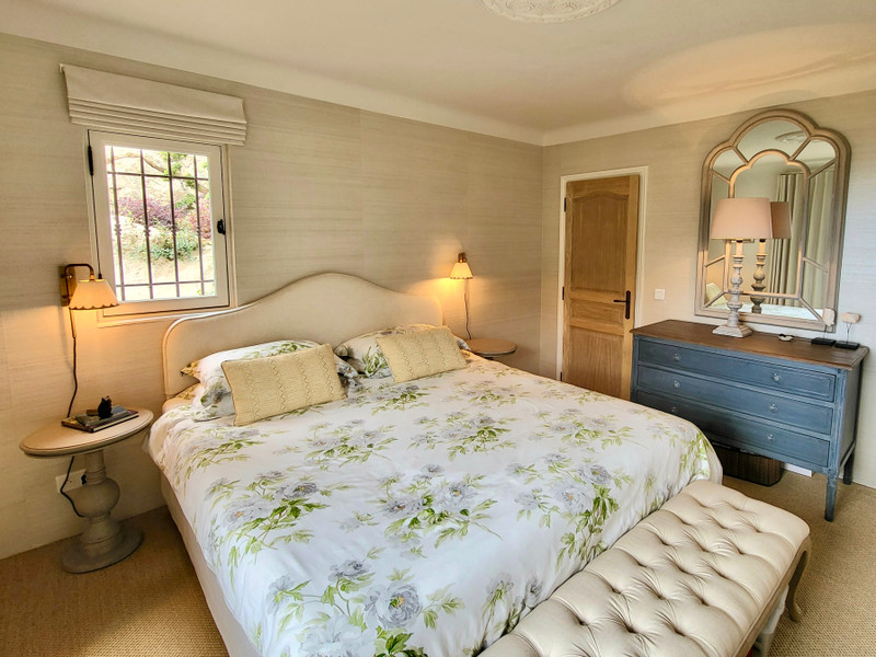 French property for sale in Vence, Alpes-Maritimes - €1,995,000 - photo 6