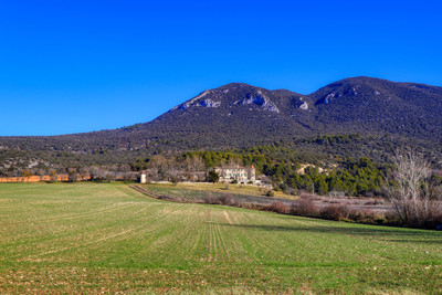 chateau à vendre à Provence-Côte-D'Azur (Provence - Alpes - Côte d'Azur)