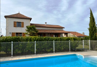 Maison à vendre à Aubeterre-sur-Dronne, Charente - 371 000 € - photo 3