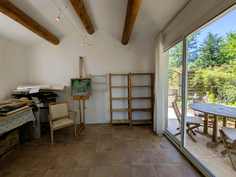 French property for sale in Maubec, Vaucluse - €485,000 - photo 7