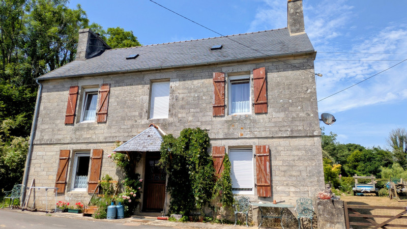 French property for sale in Scrignac, Finistère - €149,999 - photo 0