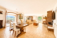 Propriété à vendre à Saint-Paul-de-Vence, Alpes-Maritimes - 1 680 000 € - photo n°2
