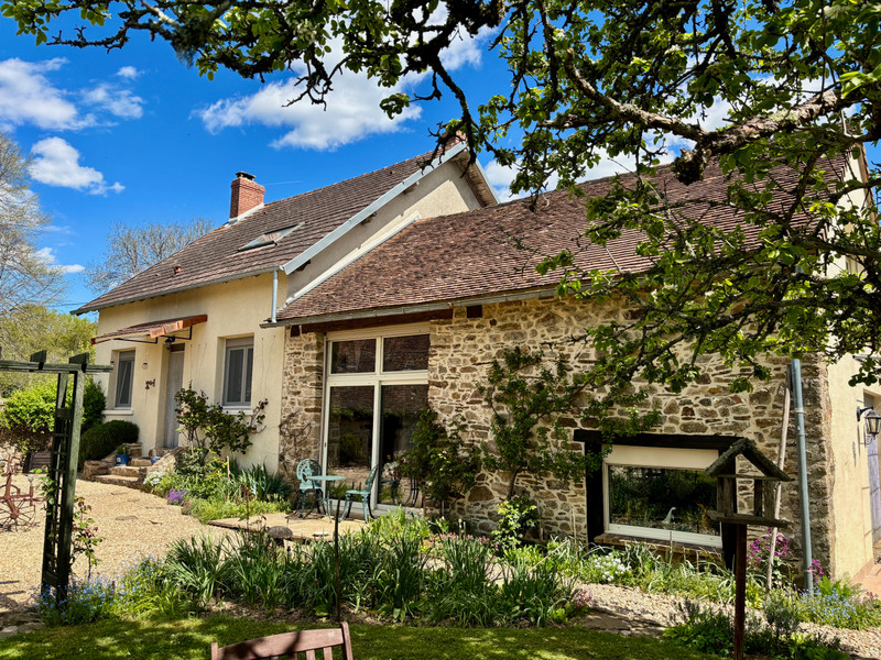 Propriété à vendre à Jumilhac-le-Grand, Dordogne - 279 000 €
