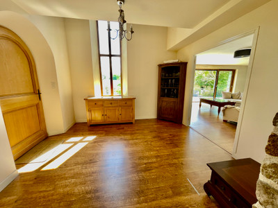 French property for sale in Hambers, Mayenne - €570,000 - photo 3
