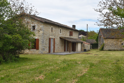 Maison à vendre à Messé, Deux-Sèvres, Poitou-Charentes, avec Leggett Immobilier