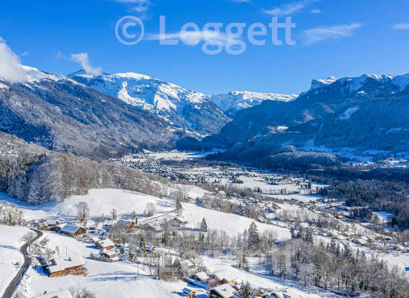Ski property for sale in Samoens - €2,750,000 - photo 1