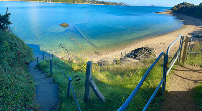 Paimpol. Exceptional Modern House Facing the Sea. 150m to the beach. Amazing sea view. Close to town centre.
