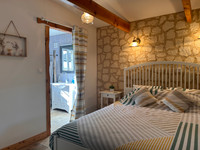 Chalet à vendre à Montignac-le-Coq, Charente - 235.000 € - photo 3