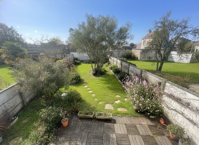 Maison à vendre à Saint-Vaast-la-Hougue, Manche, Basse-Normandie, avec Leggett Immobilier